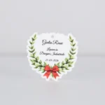 Tag laurea in plexiglass bianco a forma di corona di alloro, personalizzato con nome, data e titolo di studio - immagine 3